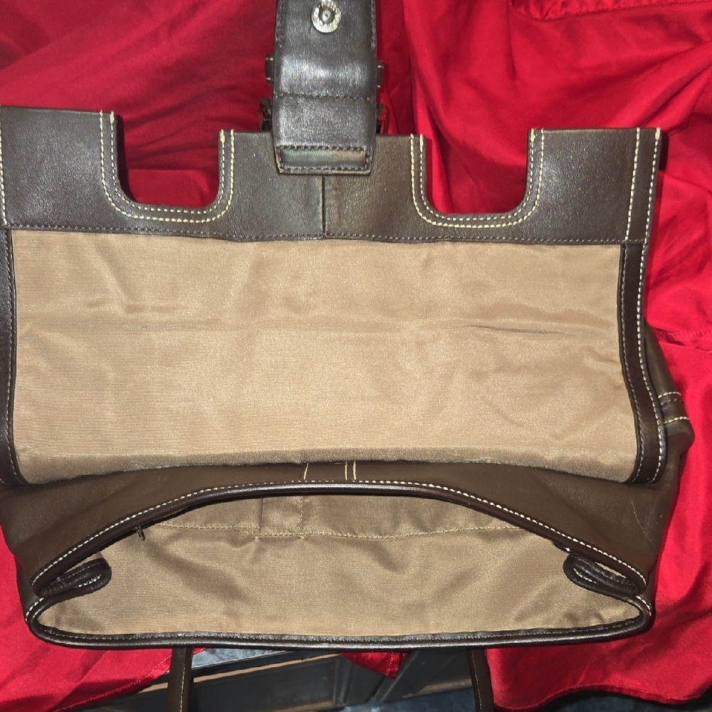 Coach Dark Brown Leather Handbag - Picture 10 of 16